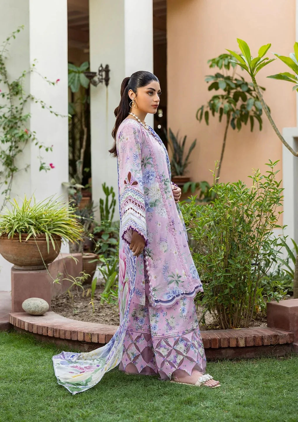 Pakistani Elaf Printed Unstitched Lawn Three Piece - Wisteria