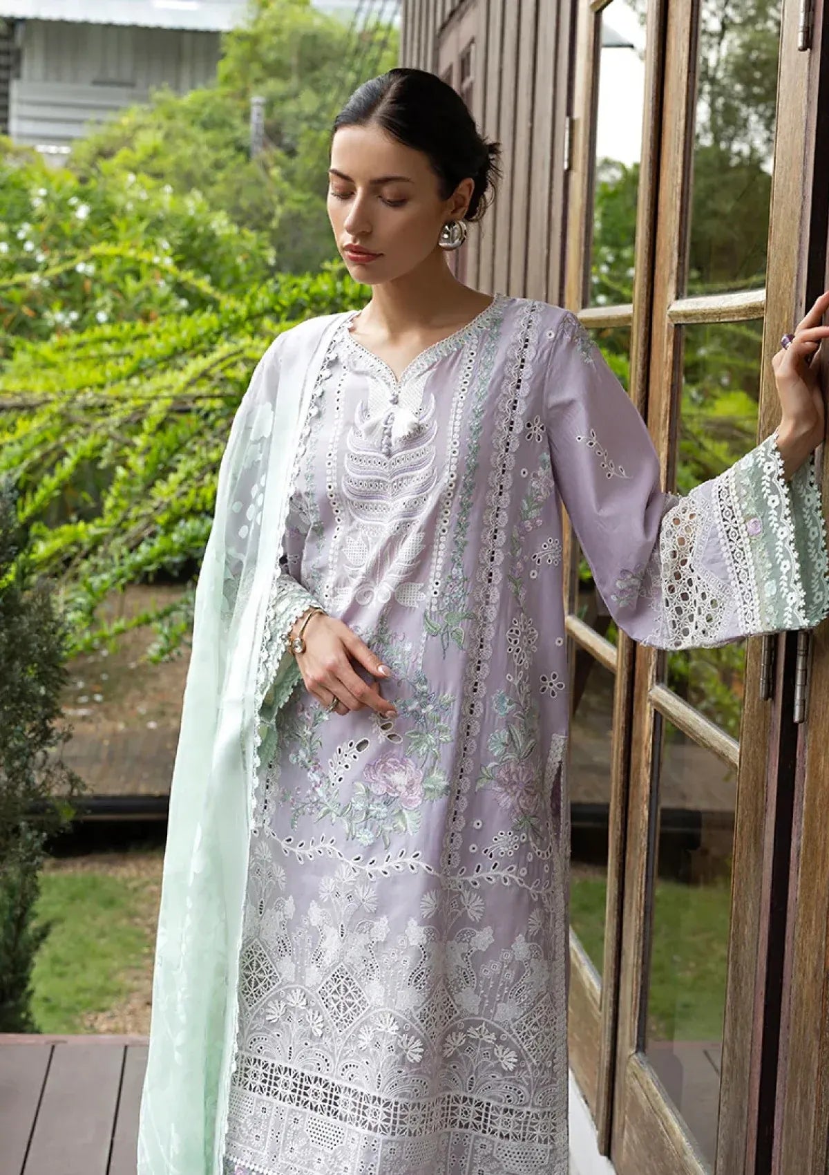 Pakistani Eastern Lawn Three Piece Suit - Lilac