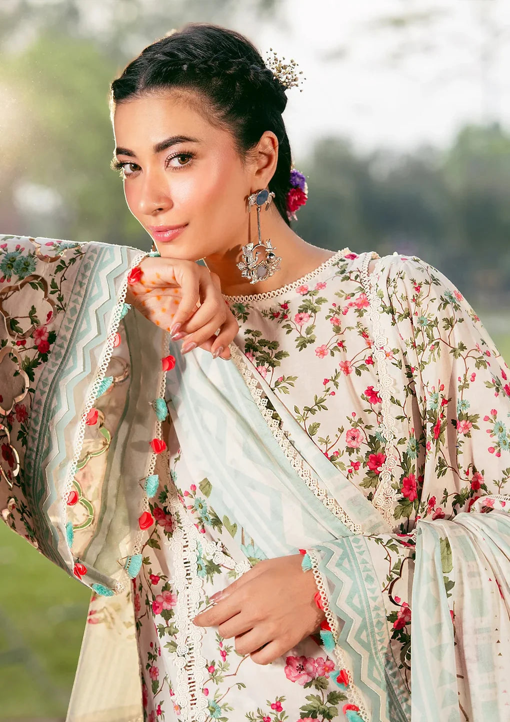 Pakistani Elaf Premium Digital Printed Unstitched Lawn Three Piece - Day Bloom