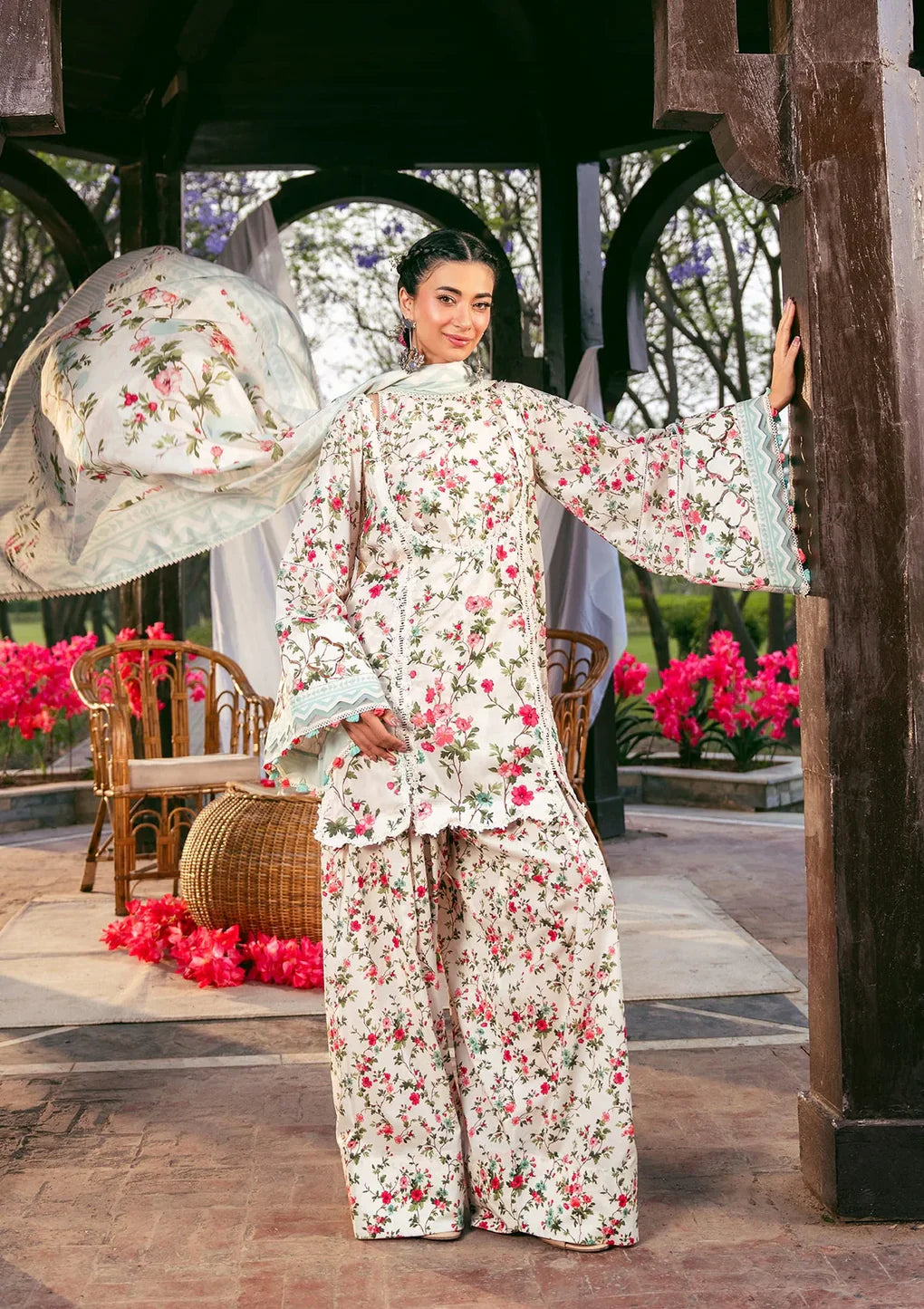 Pakistani Elaf Premium Digital Printed Unstitched Lawn Three Piece - Day Bloom