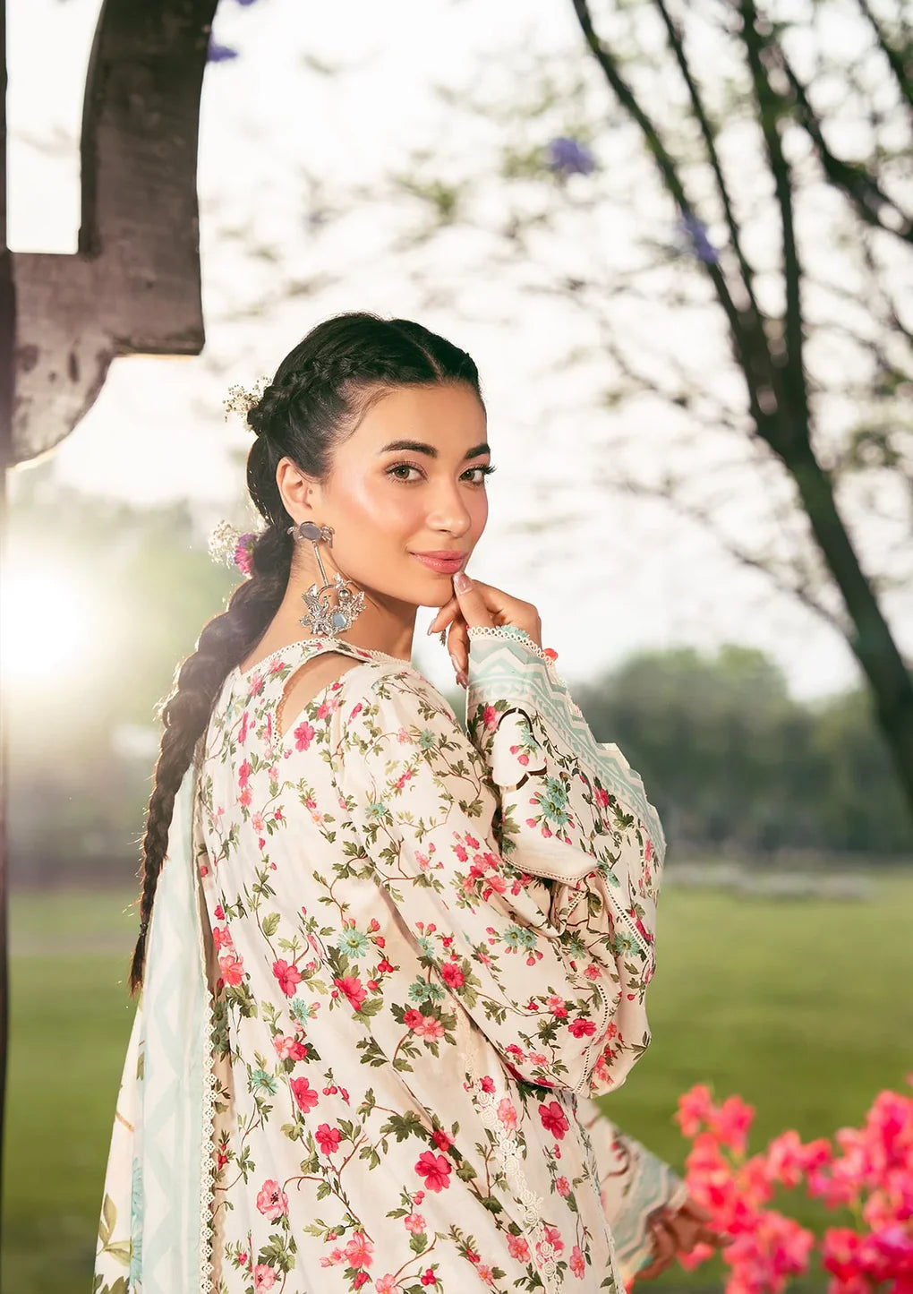 Pakistani Elaf Premium Digital Printed Unstitched Lawn Three Piece - Day Bloom