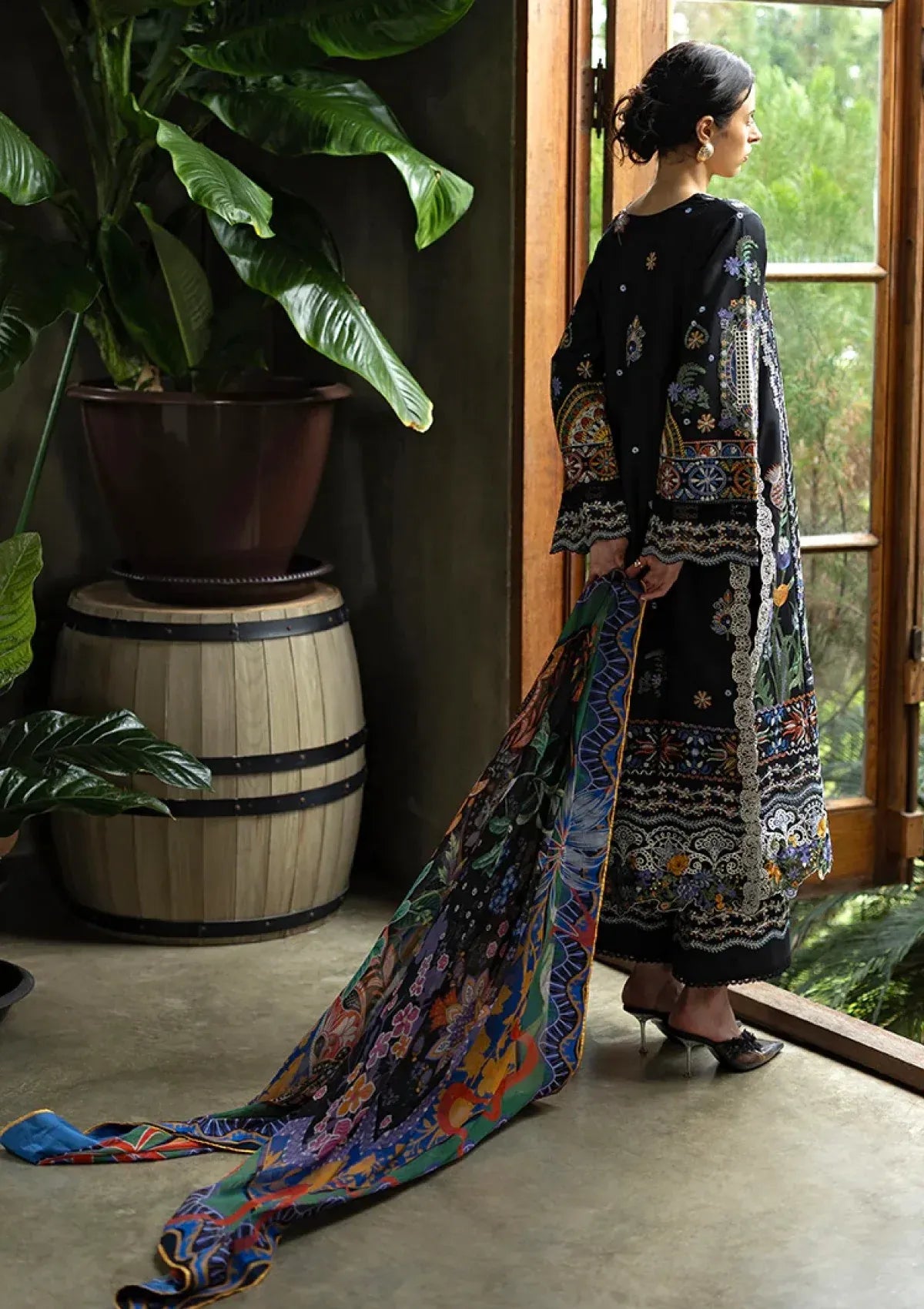 Pakistani Eastern Lawn Three Piece Suit - Black