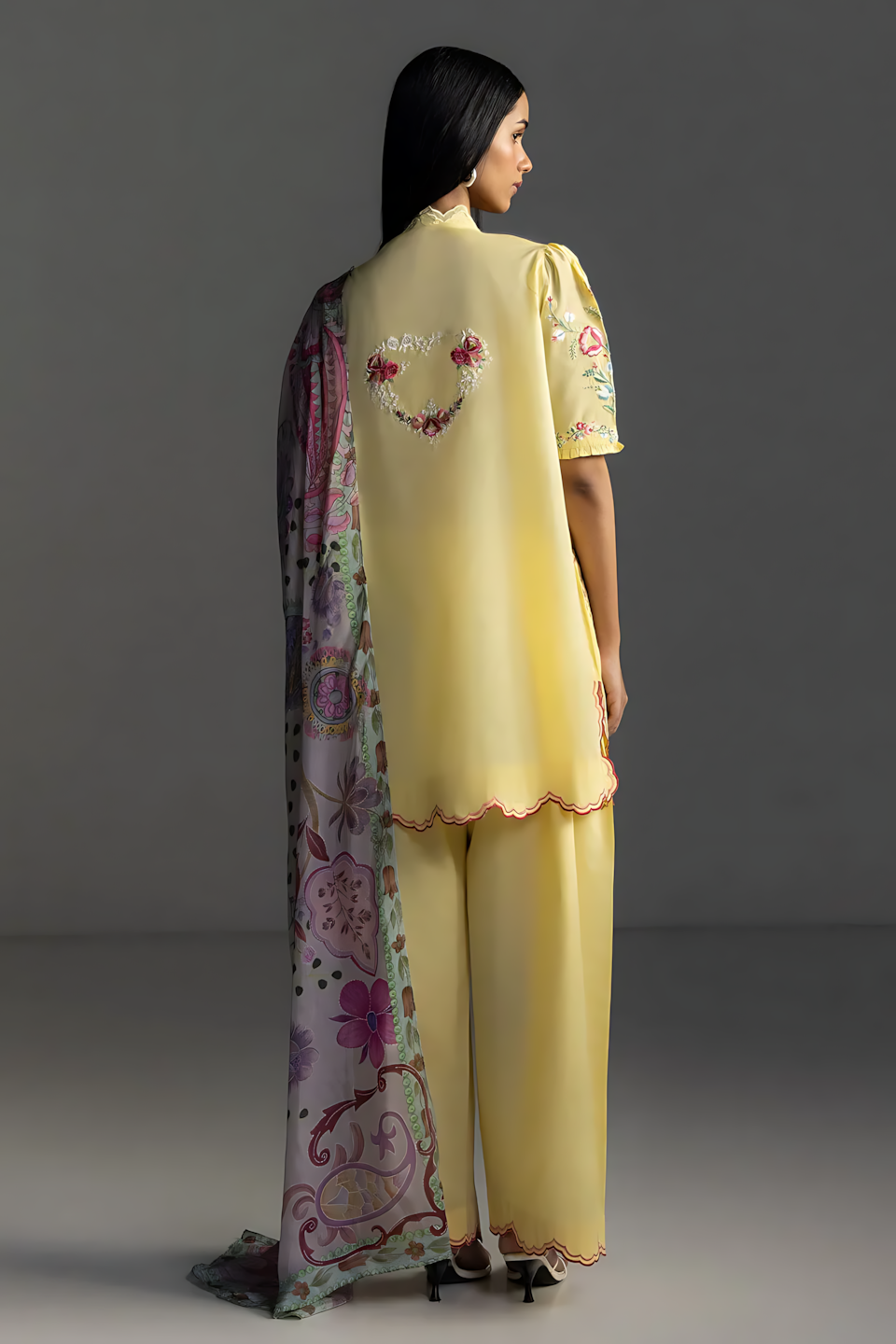Pakistani Zara Shahjahan Coco Lawn Unstitched Three Piece - Limed Oak