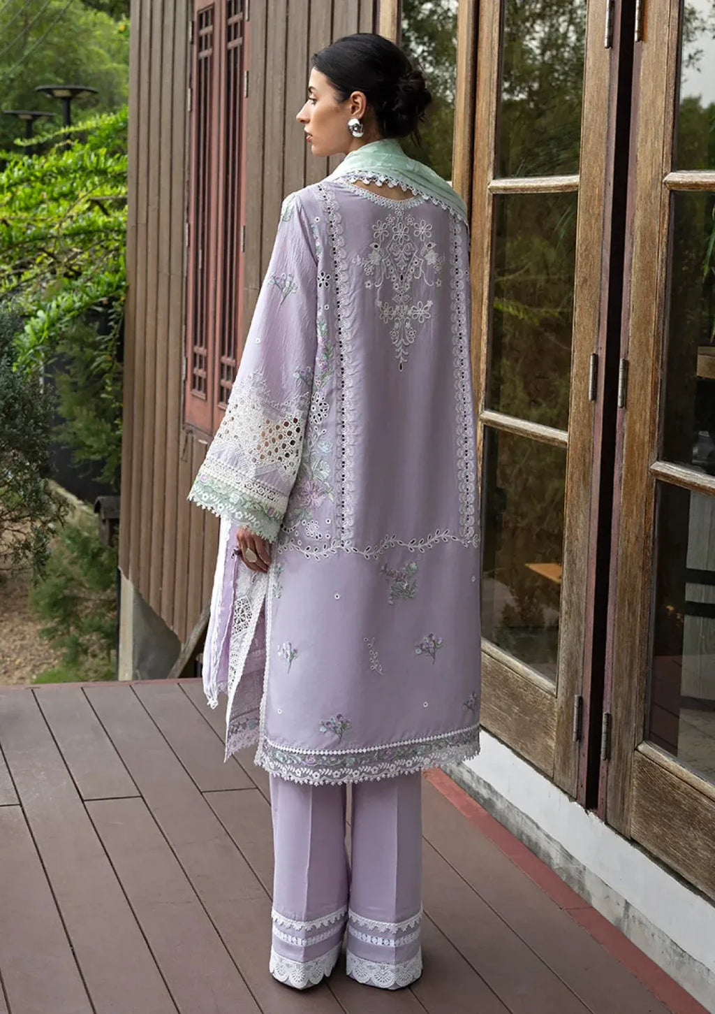 Pakistani Eastern Lawn Three Piece Suit - Lilac