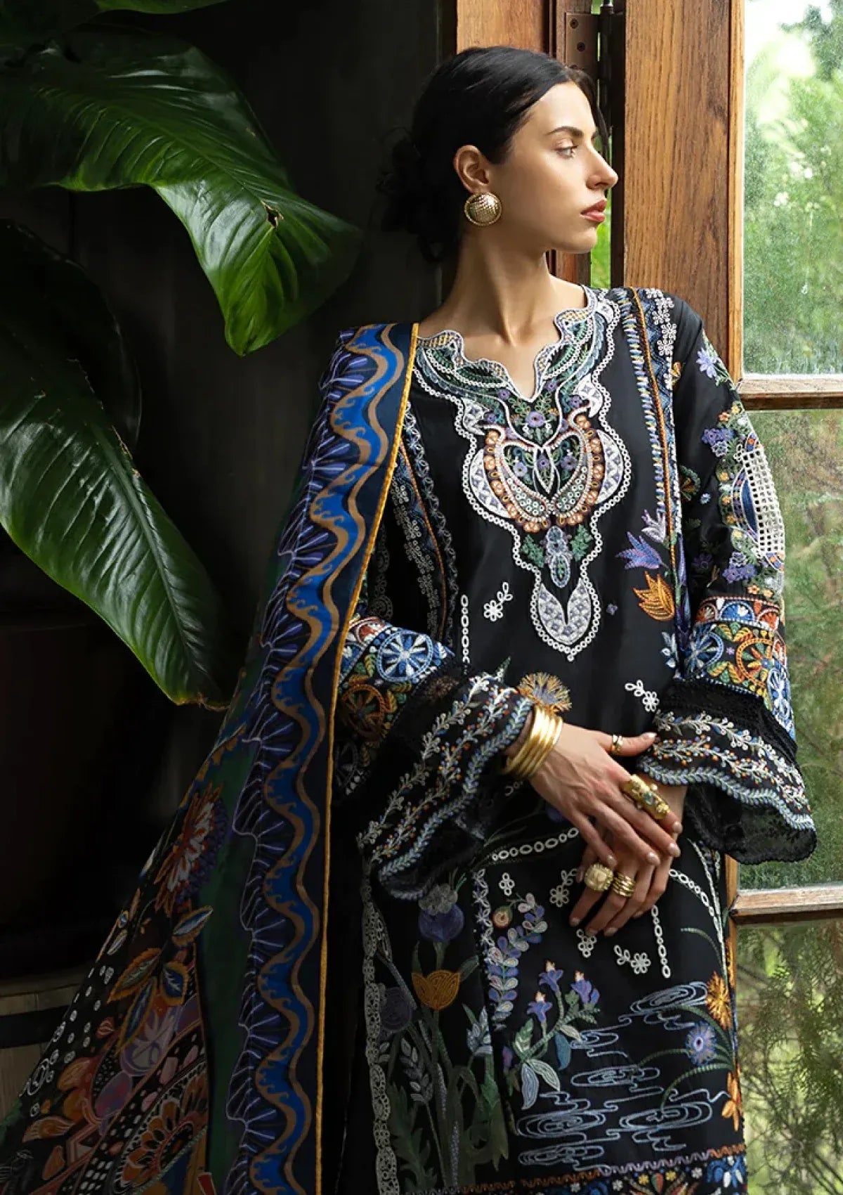 Pakistani Eastern Lawn Three Piece Suit - Black