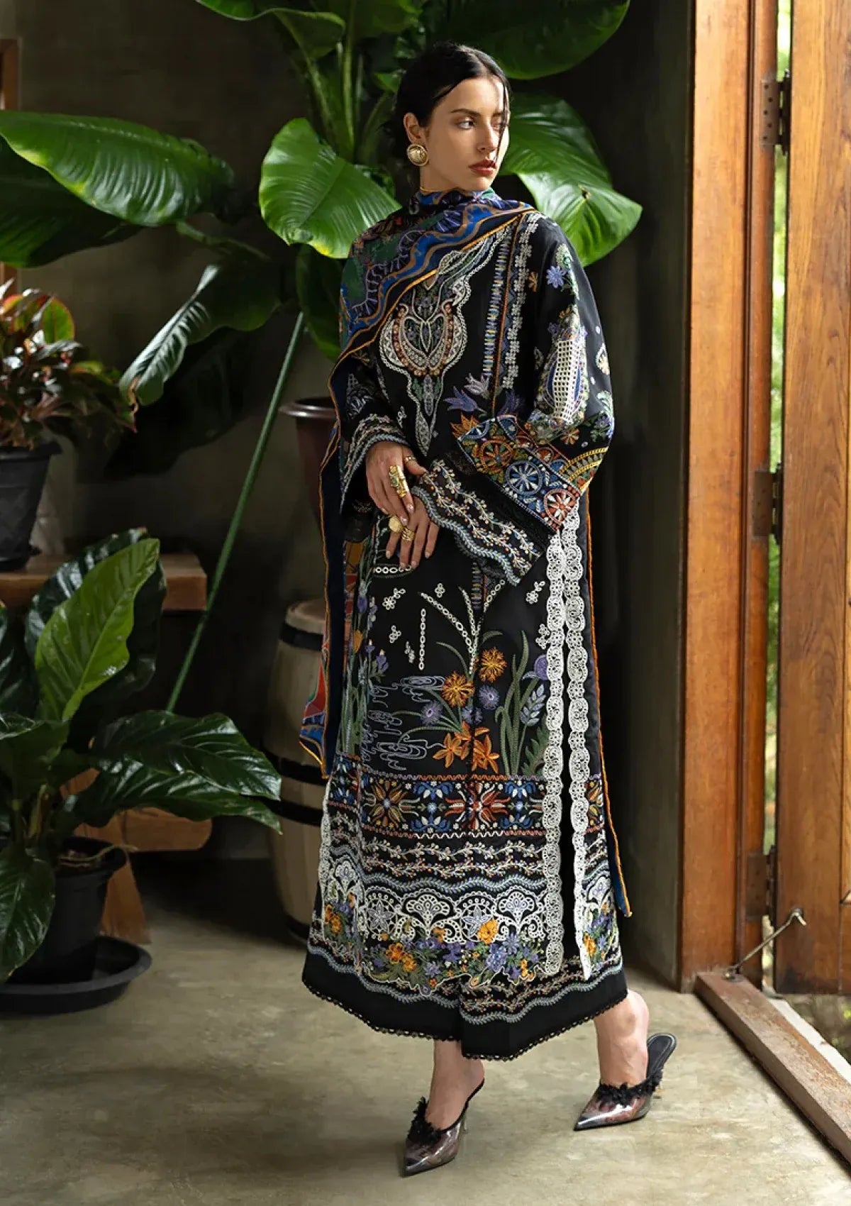 Pakistani Eastern Lawn Three Piece Suit - Black