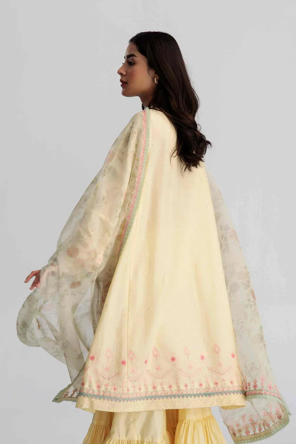 Pakistani Embroidered Self Jacquard Unstitched Suit With Printed Organza Dupatta