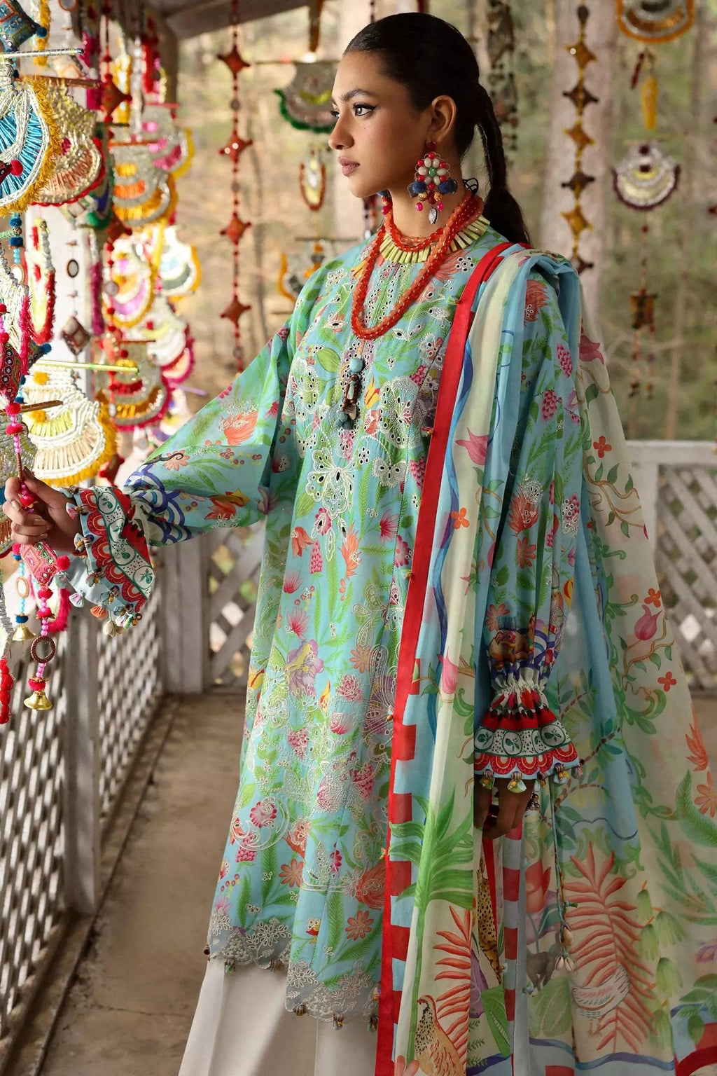 Pakistani Zaha Unstitched Lawn Zarah Three Piece
