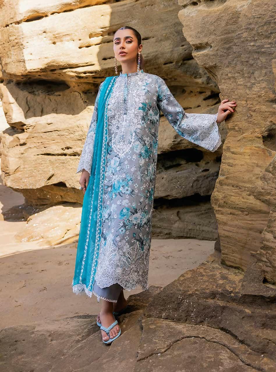Pakistani Zainab Unstitched Geyser Three Piece