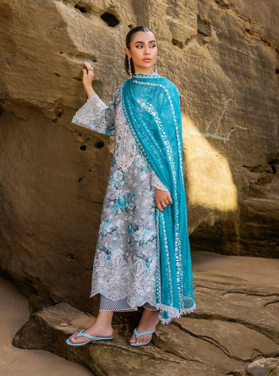 Pakistani Zainab Unstitched Geyser Three Piece